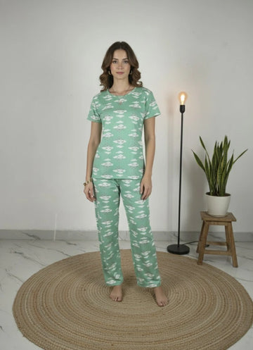 Women’s Green Cloud Print Night Suit – Soft Cotton Lounge & Sleepwear Pajama Set